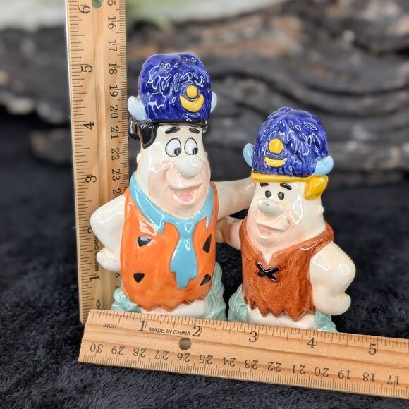 Vintage Fred Flintstone and Barney Rubble Salt & Pepper Shakers - Hanna Barbera - Picture 11 of 11